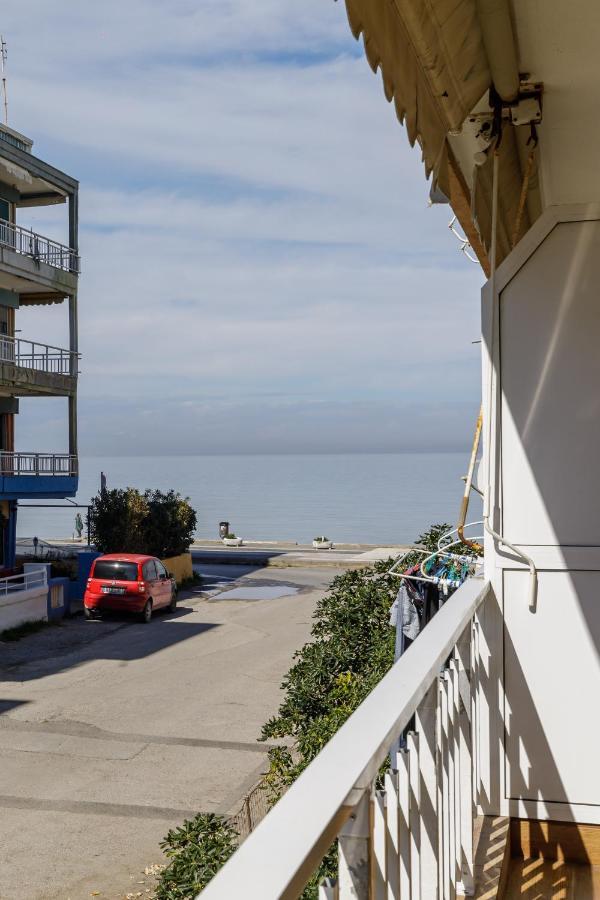 Sea Stars Apartment 1 Peraia  Exterior photo